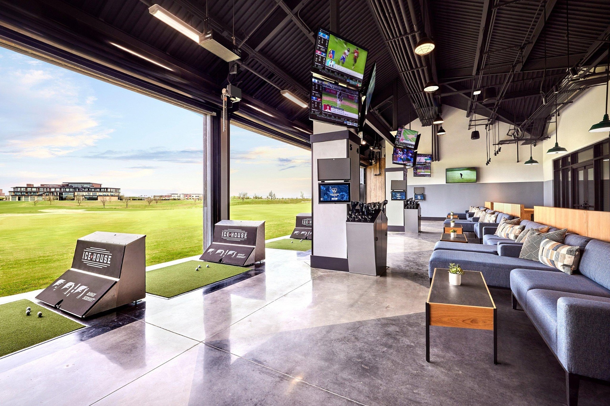 Premium golf practice bays